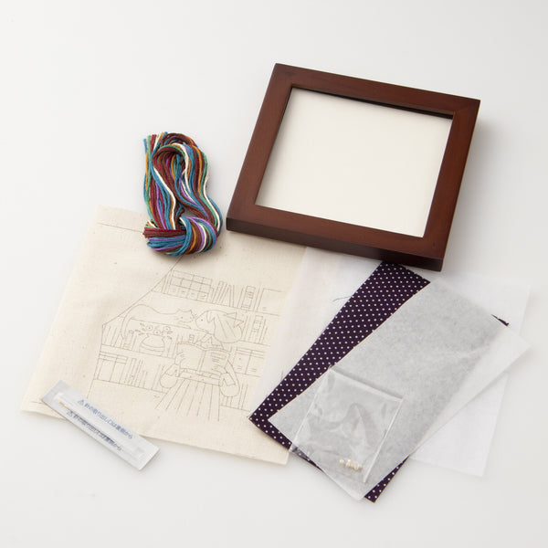 Book Shelf Life with Cats Embroidery Kit - Freshie & Zero Studio Shop