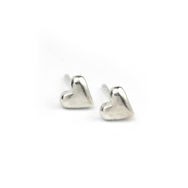 Heart studs: Bronze - Freshie & Zero Studio Shop