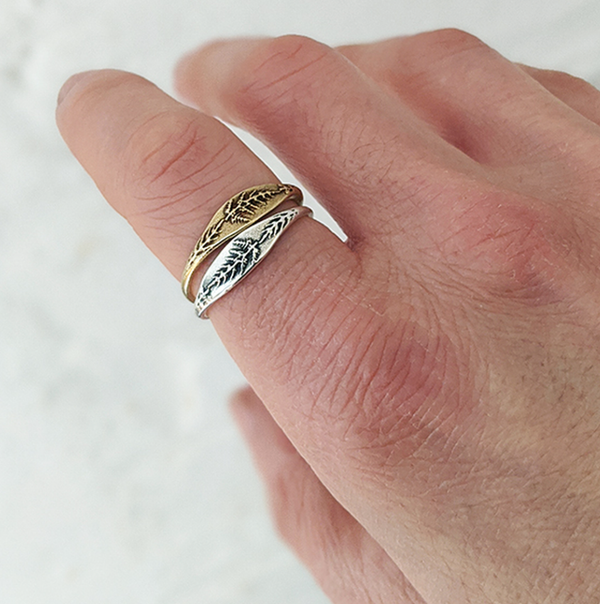 Fern ring: Bronze / Size 8- 57.0mm - Freshie & Zero Studio Shop
