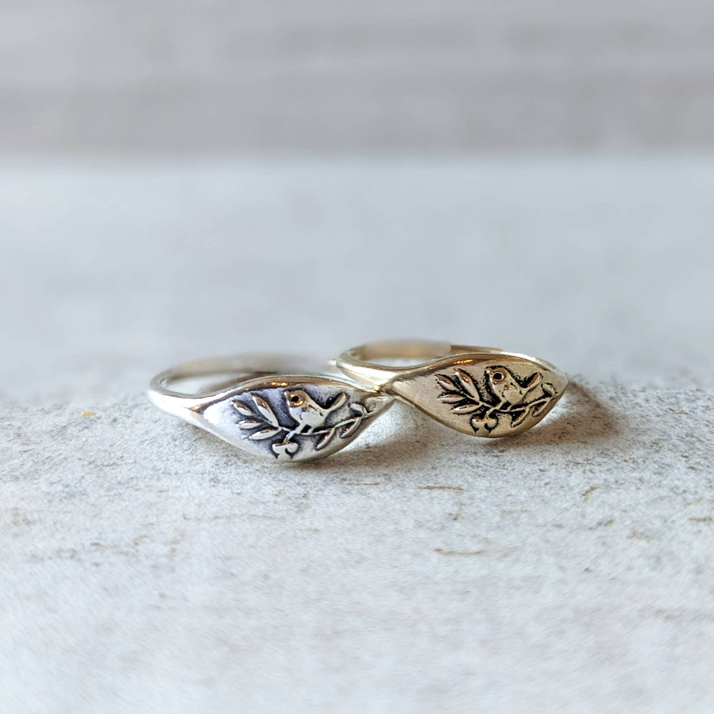Bird in Branch Signet Ring: Bronze / Size 7 - 54.4mm - Freshie & Zero Studio Shop