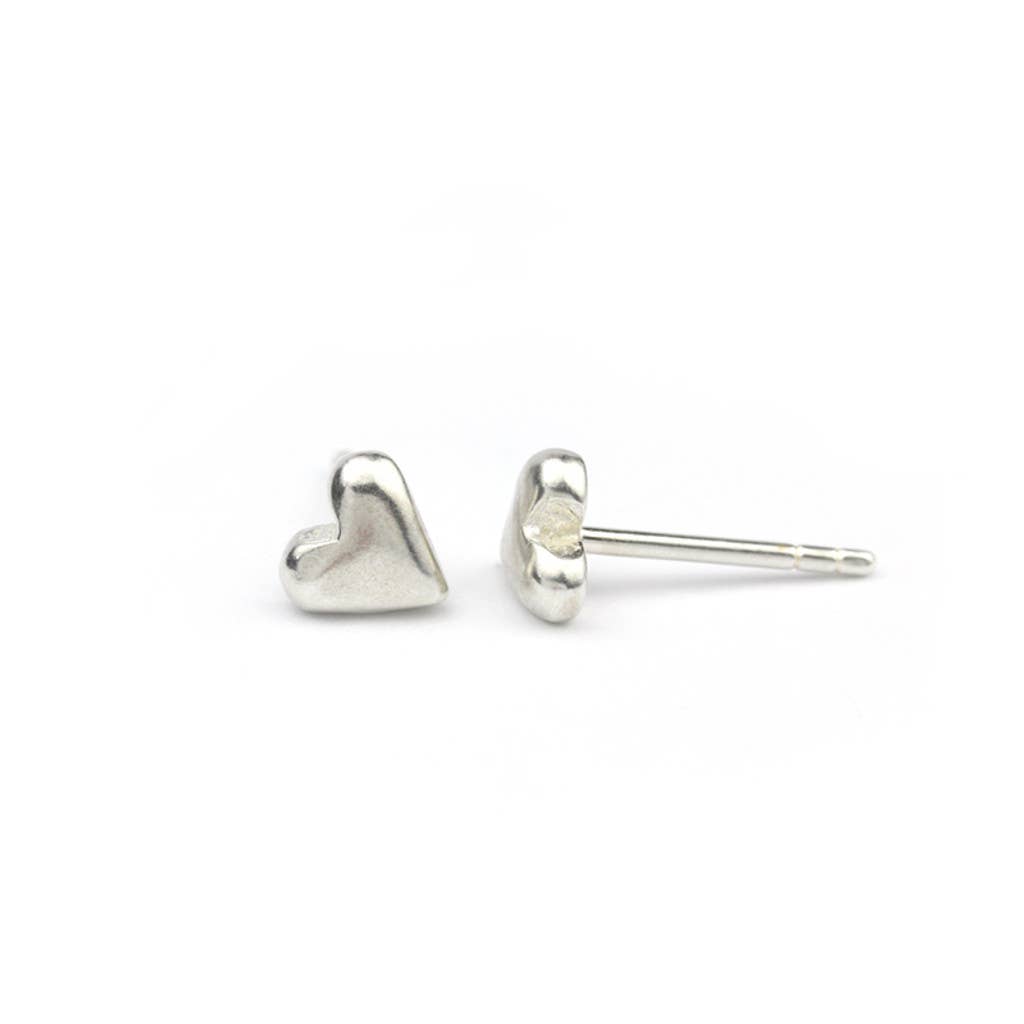 Heart studs: Bronze - Freshie & Zero Studio Shop