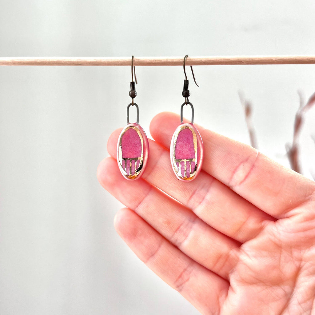 Pink Small Oval Clay Earrings with Gold Lines - Freshie & Zero Studio Shop