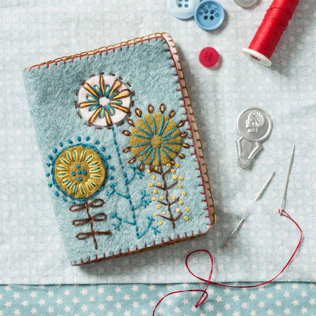 Needle Case  Felt Craft Mini Kit - Freshie & Zero Studio Shop