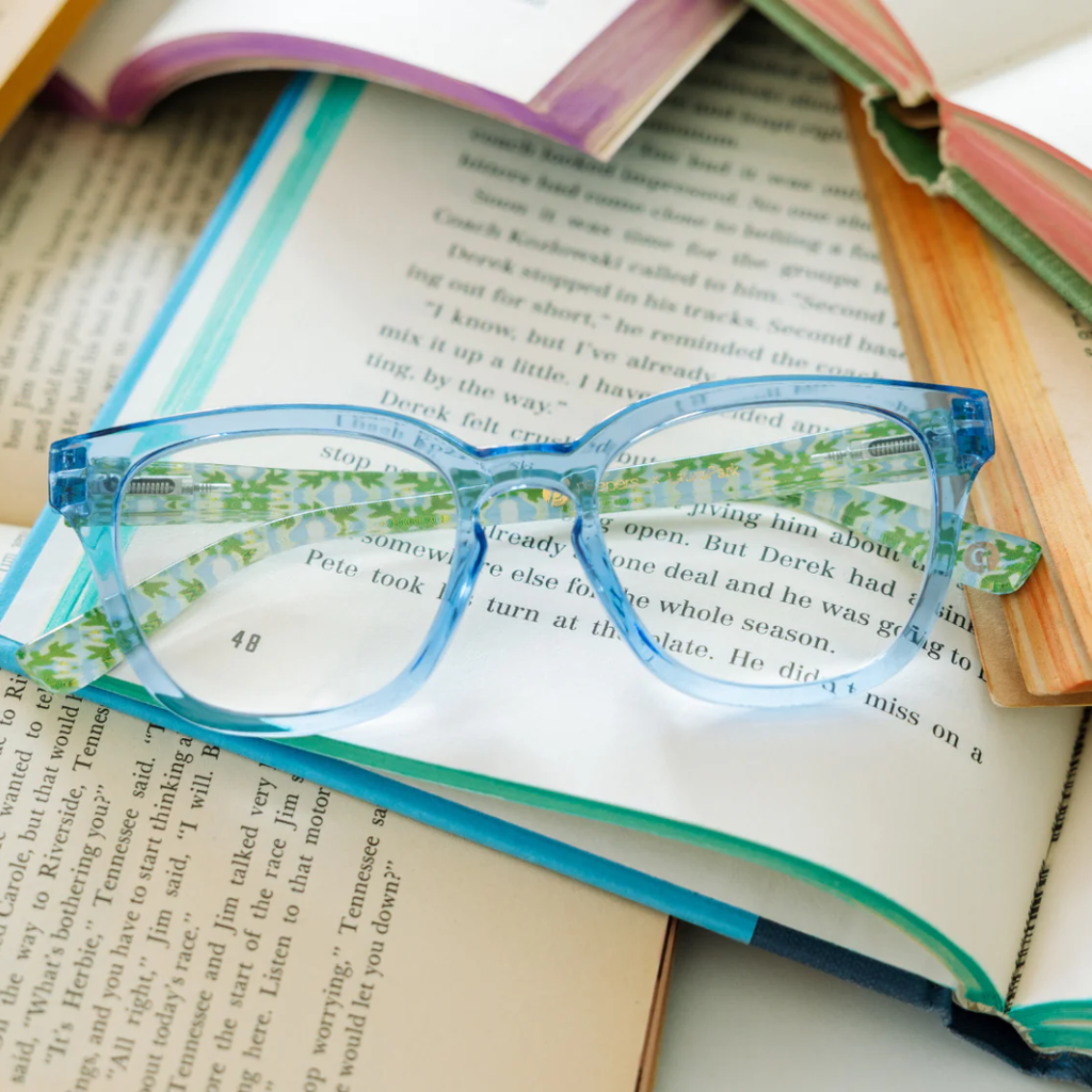 Peepers x Laura Park Reading Glasses: Nola - Blue/Après Ski - Freshie & Zero Studio Shop