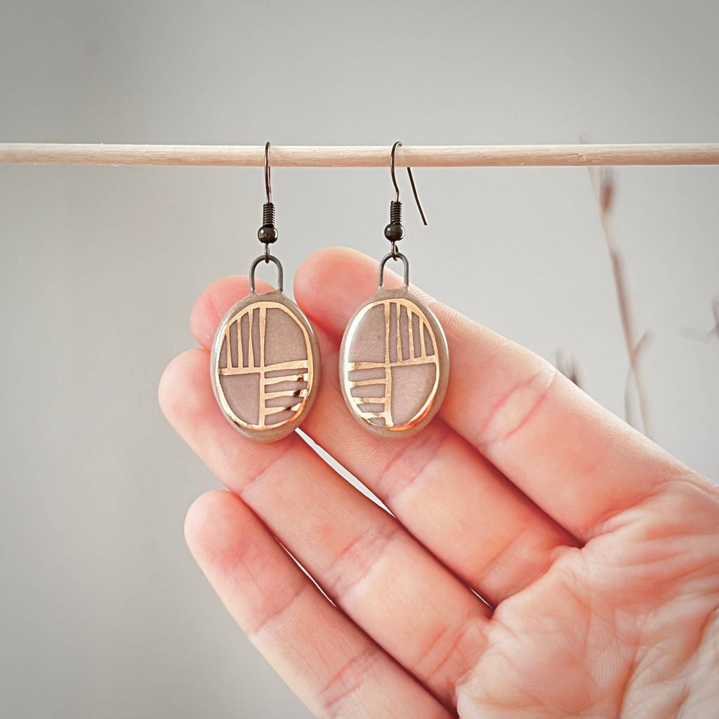 Nude Pink Oval Earrings with Gold Checkered Lines - Freshie & Zero Studio Shop