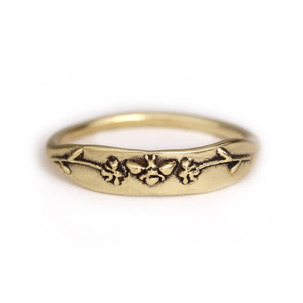 Bee in Flowers Signet Ring: Bronze / Size 7 - 54.4mm - Freshie & Zero Studio Shop