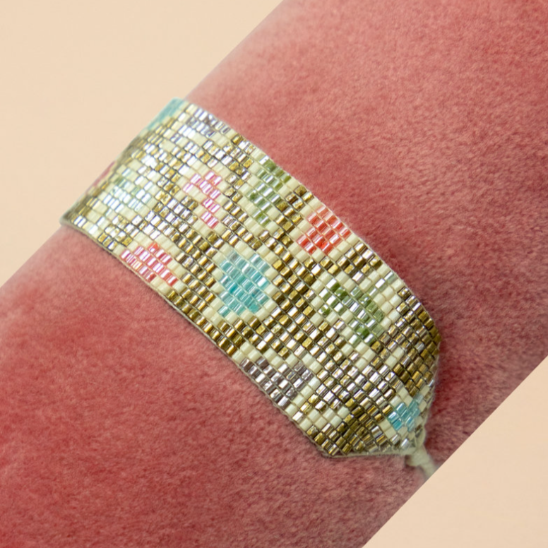 Powder Beaded Leopard Bracelet - Freshie & Zero Studio Shop