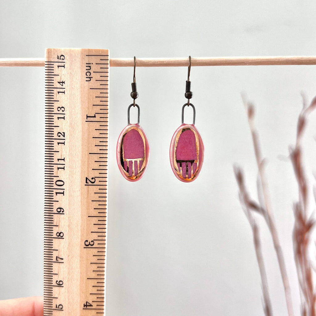 Pink Small Oval Clay Earrings with Gold Lines - Freshie & Zero Studio Shop