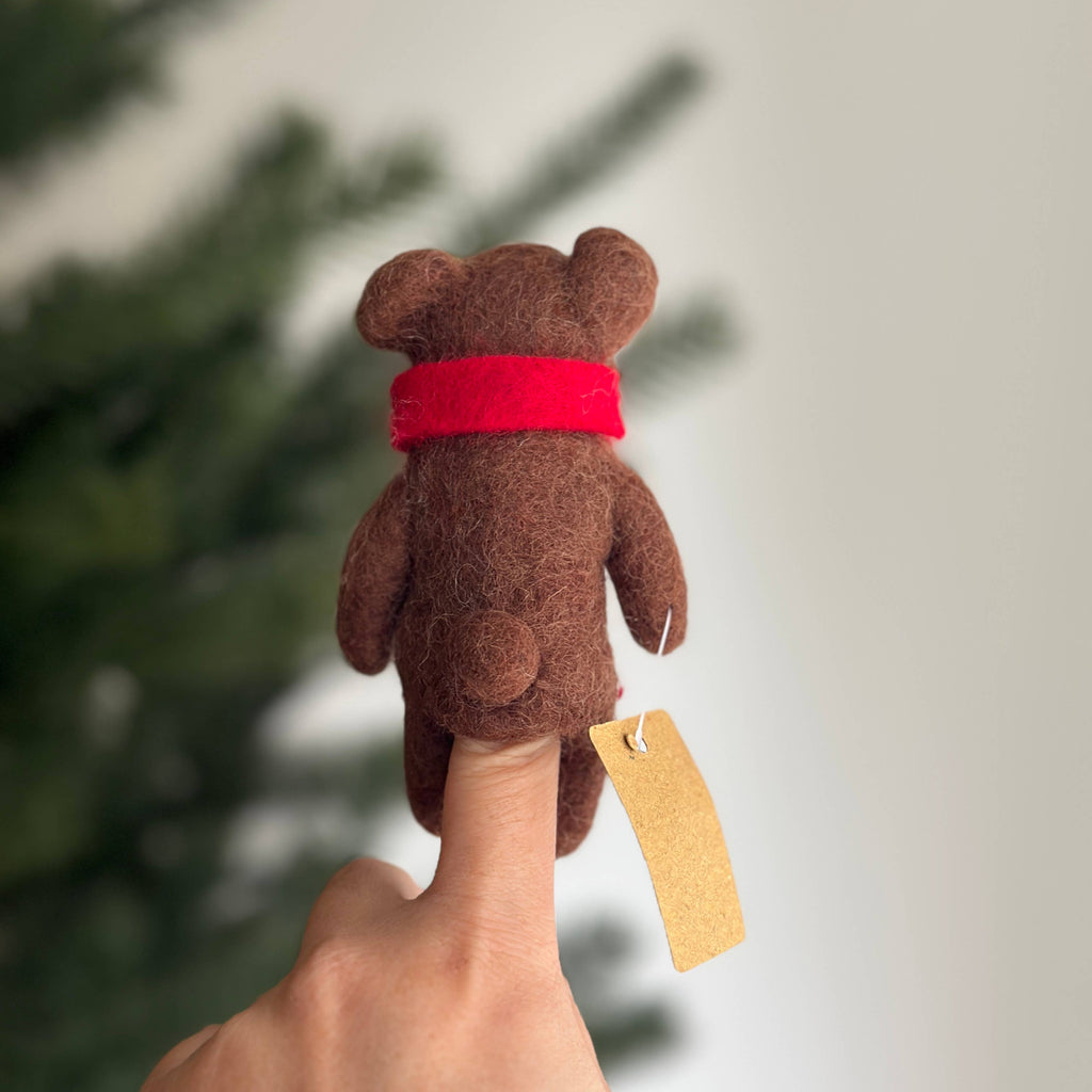 Bear in Scarf Felt Finger Puppet - Freshie & Zero Studio Shop