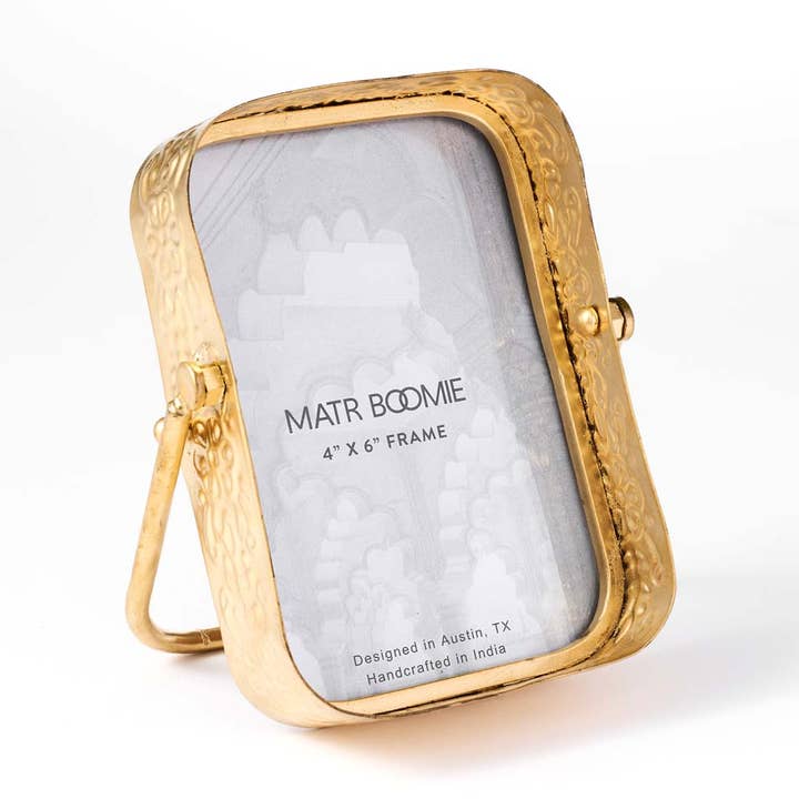 Loha Embossed Iron 4x6 Rounded Picture Frame - Freshie & Zero Studio Shop