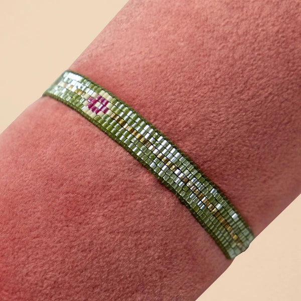 Powder Slim Olive Beaded Bracelet - Freshie & Zero Studio Shop