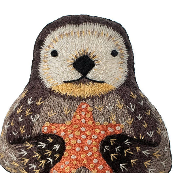Embroidery Kit, Otter | Level 3 - Freshie & Zero Studio Shop