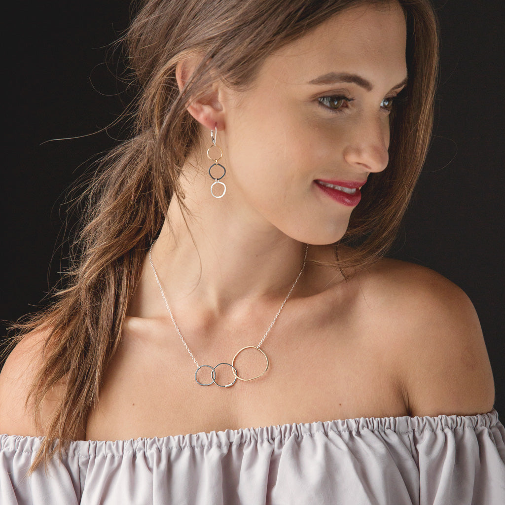 explore necklace - Freshie & Zero