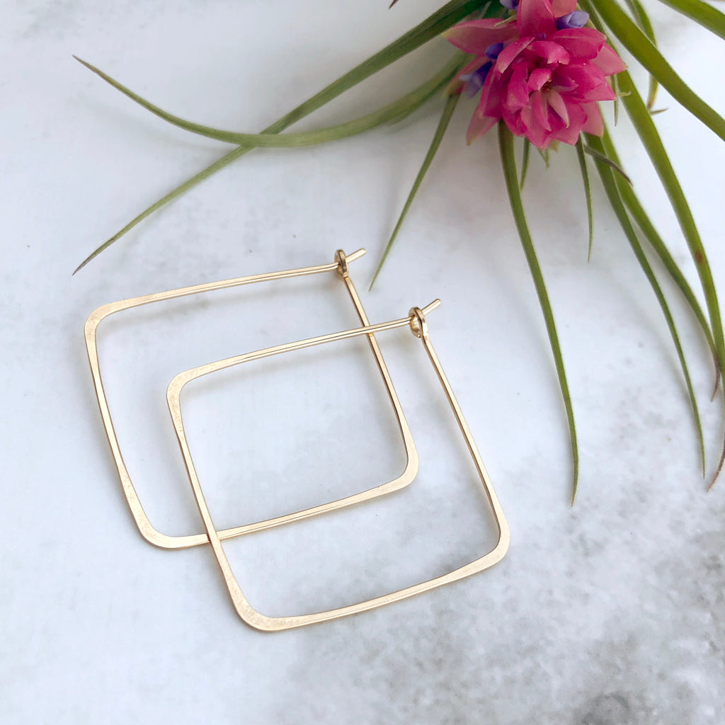 minimal hoops - large square - Freshie & Zero